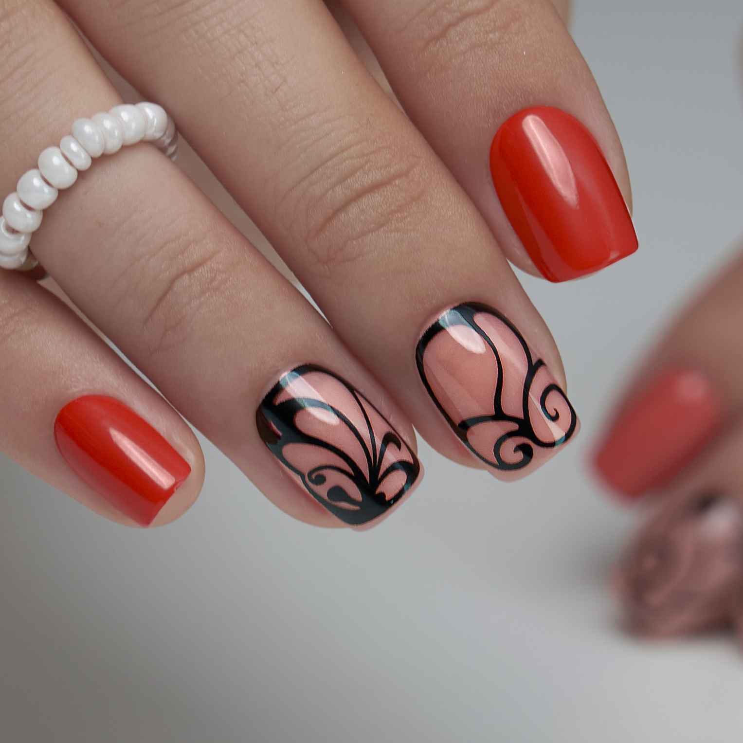 Crimson Artistic – S Squoval