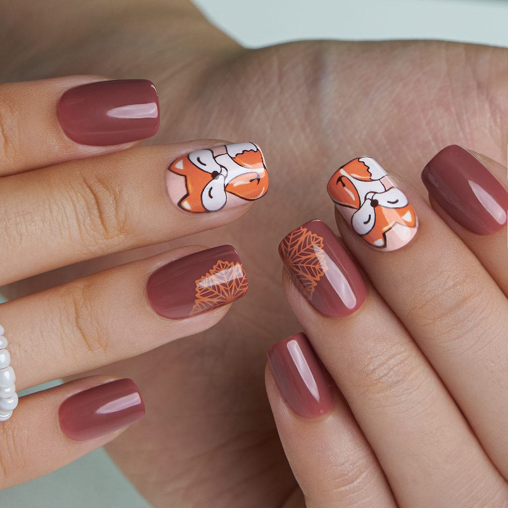 Fox & Foliage – S Squoval