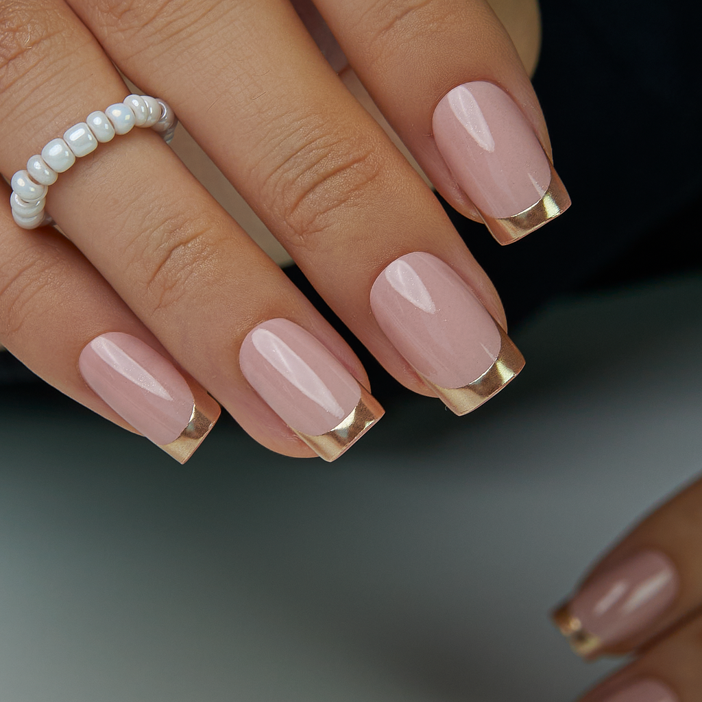 Golden French – M Squoval
