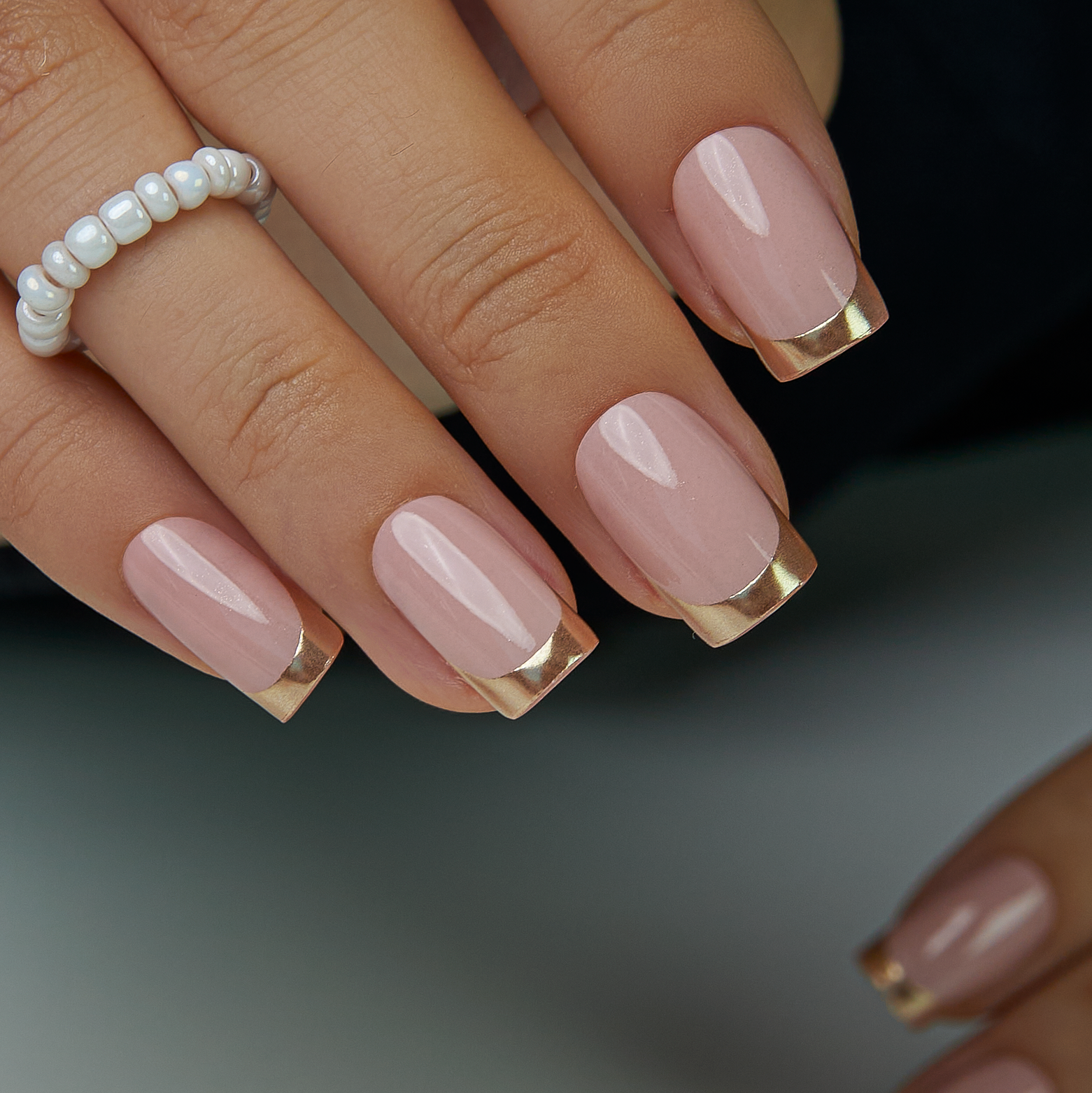 Golden French – M Squoval