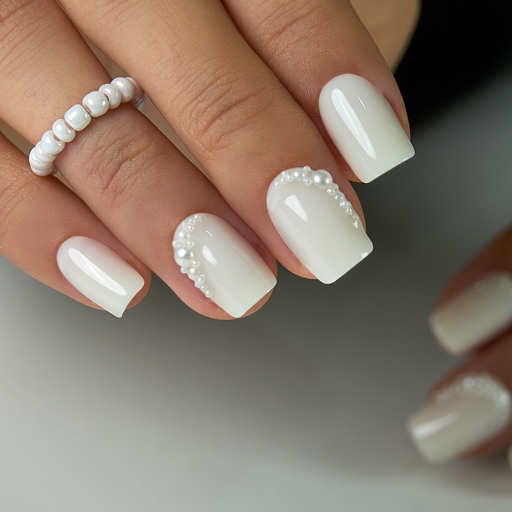 Pearl Drizzle – S Squoval