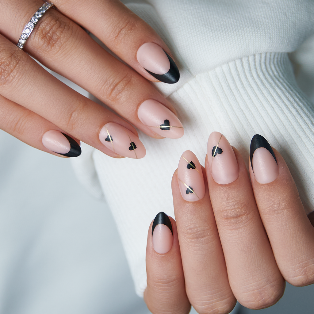 Noir Cupid – S Almond