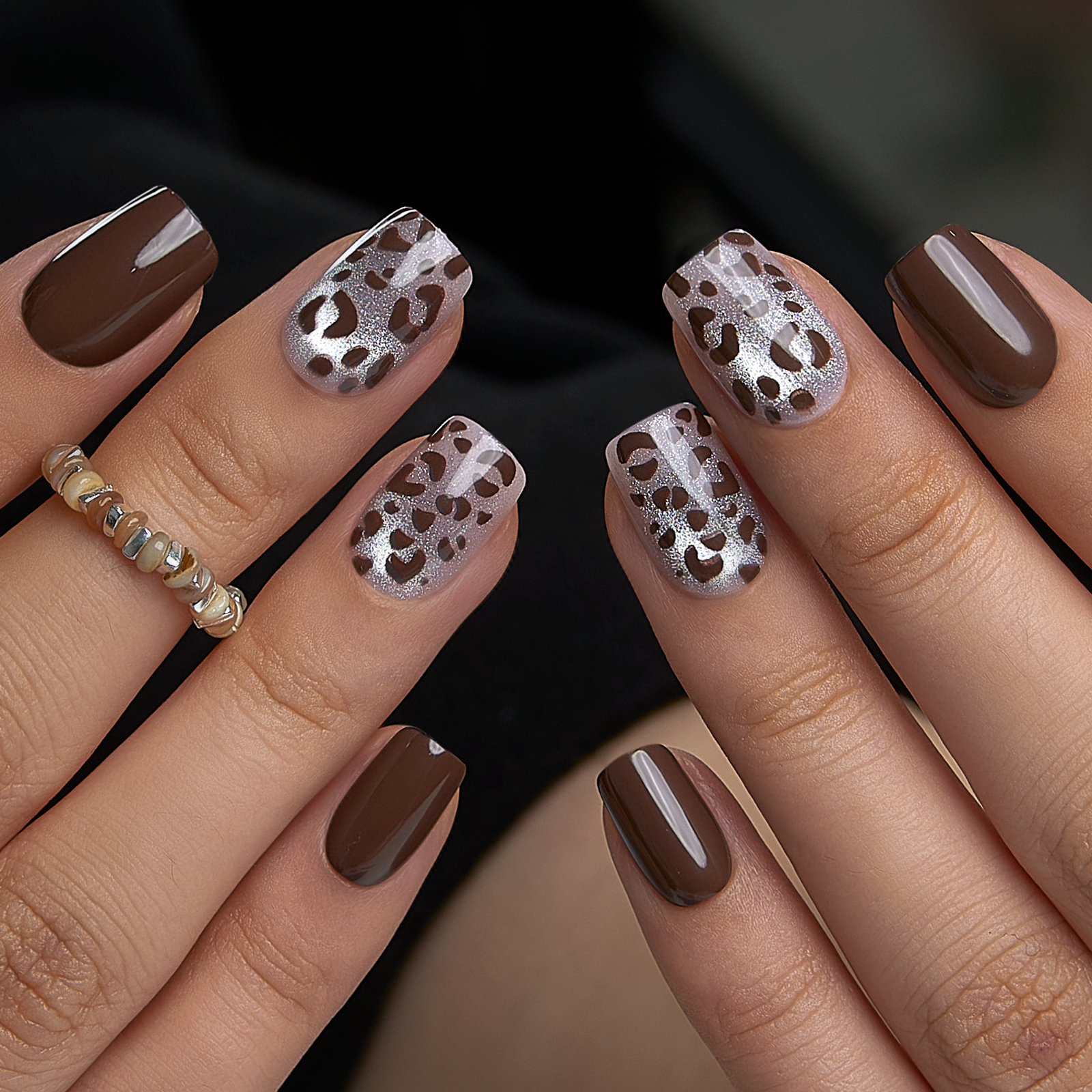Wild Chic Spots – S Squoval