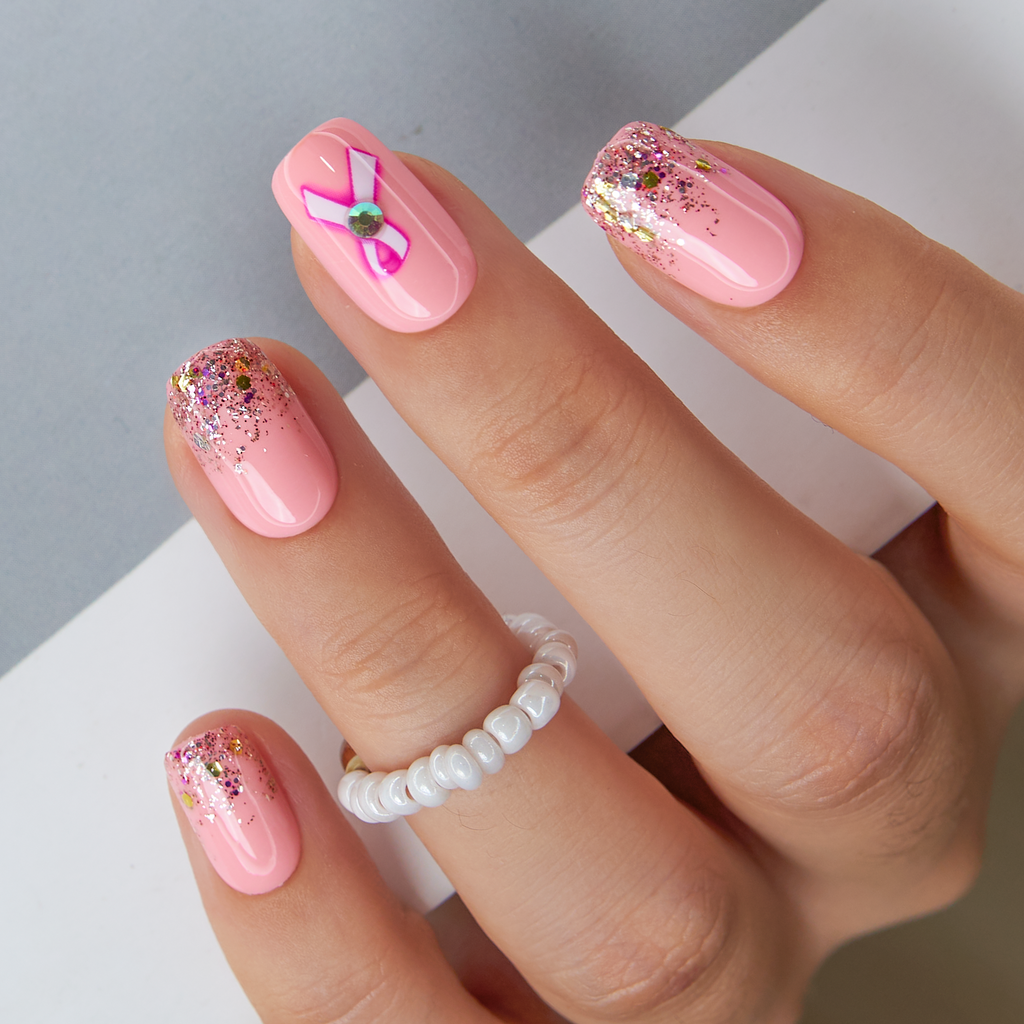 Designer's Pick | weet Bow Sparkle – M Squoval