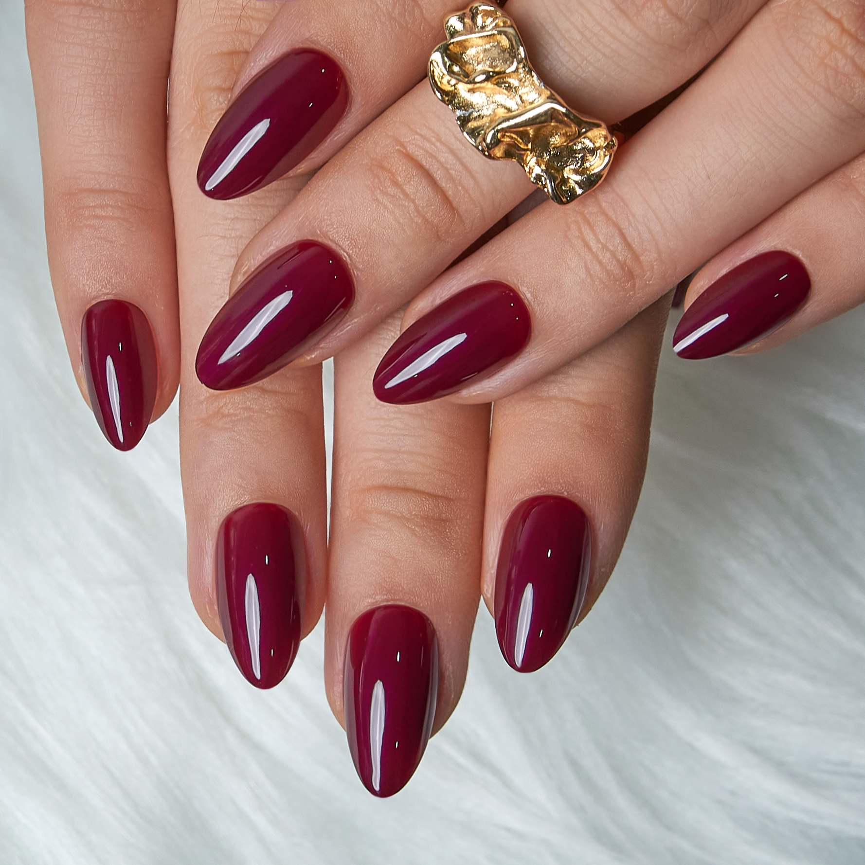 Crimson Gleam – S Almond