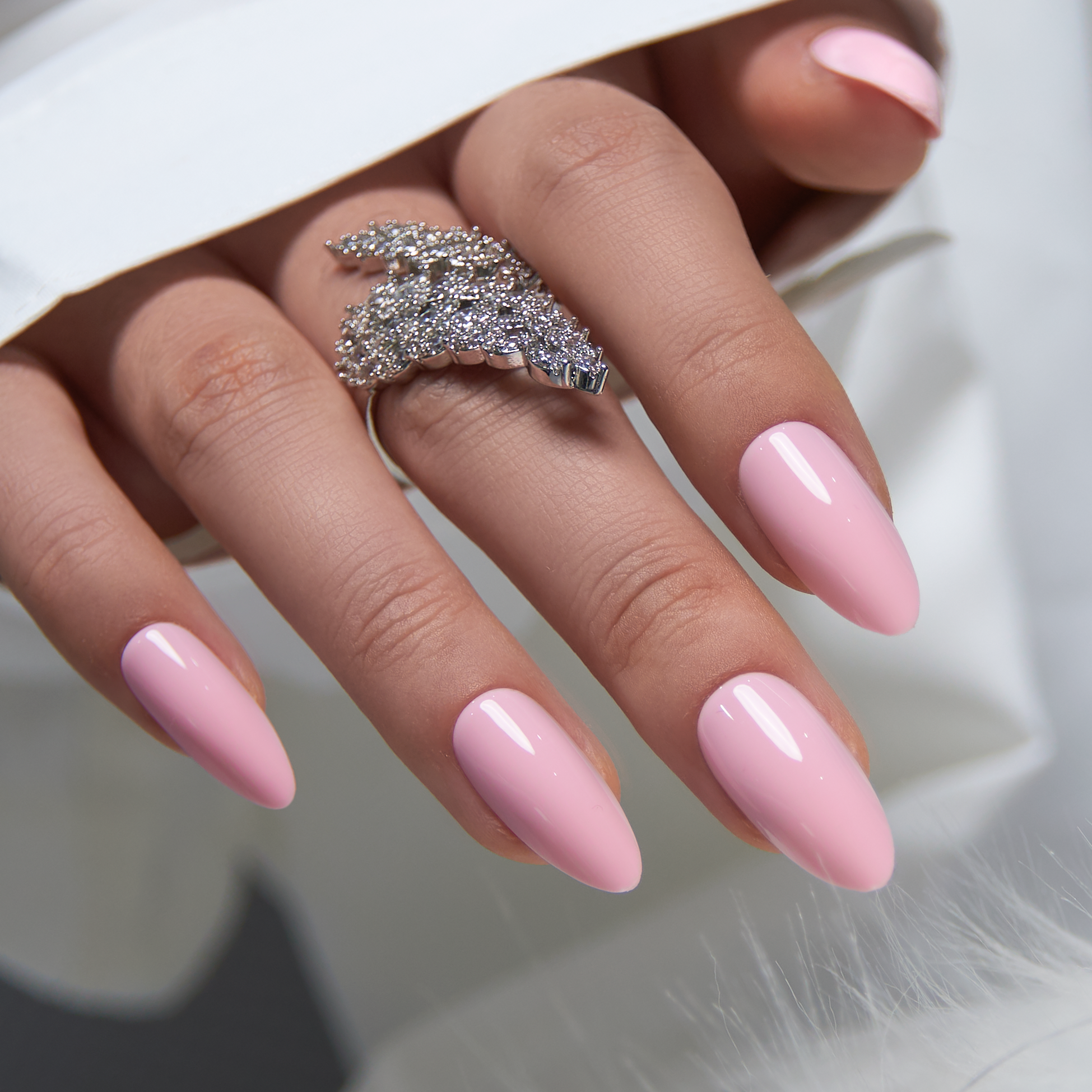 Soft Glow – L Stiletto