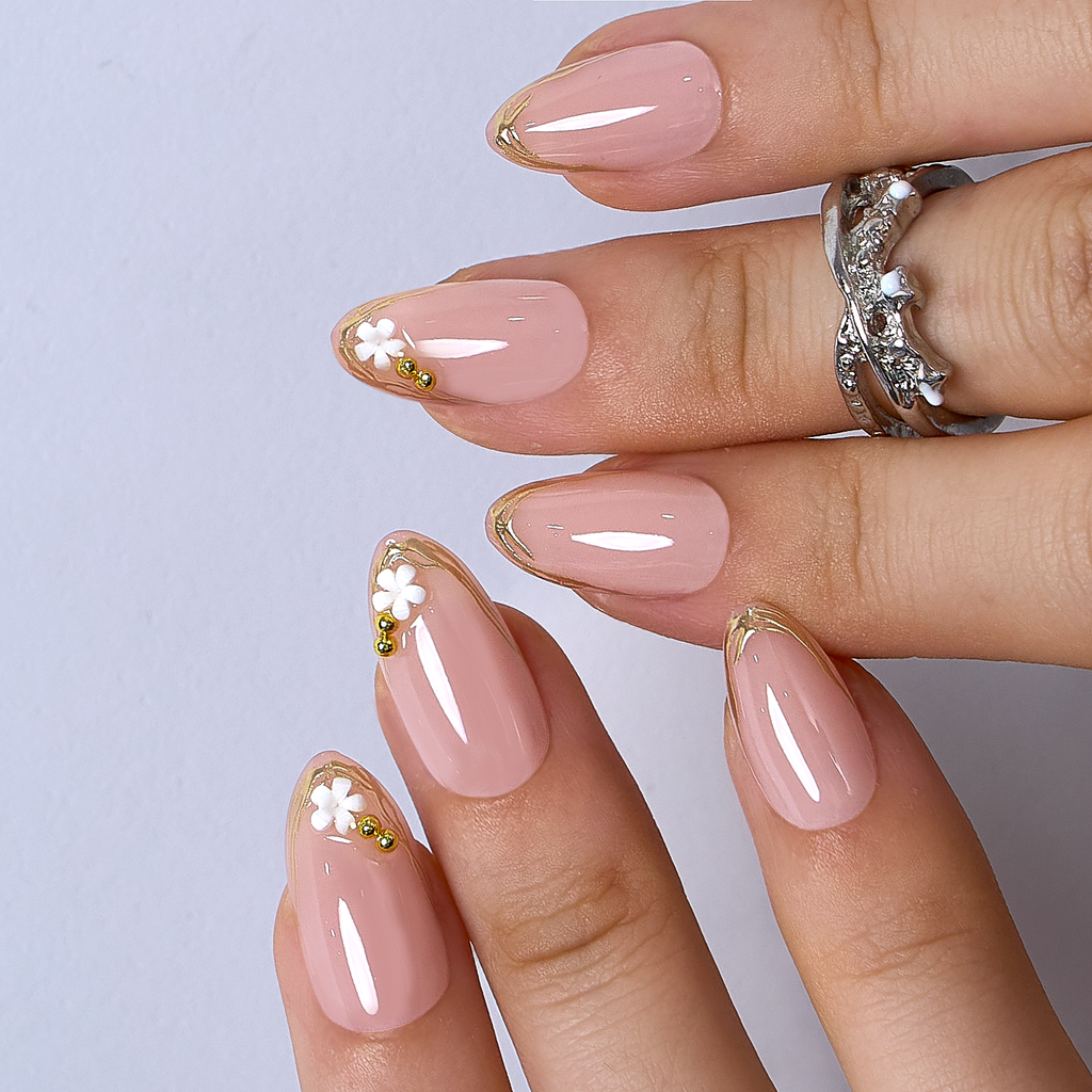 Designer's Pick | Bloom Charm – S Almond