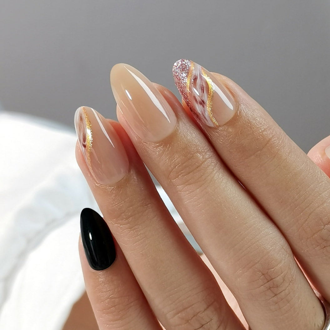 Golden Elegance – S Almond