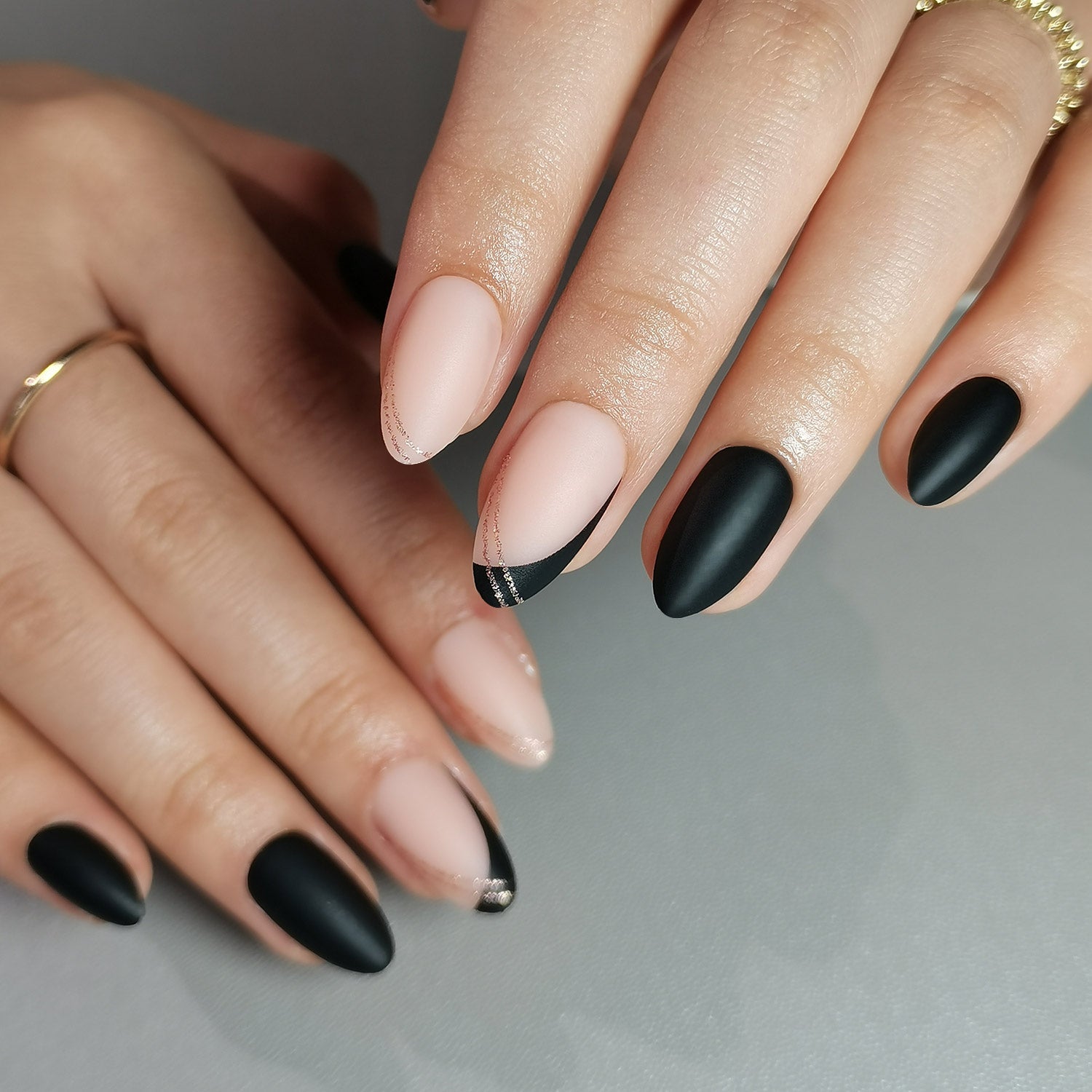 Matte Night – S Almond