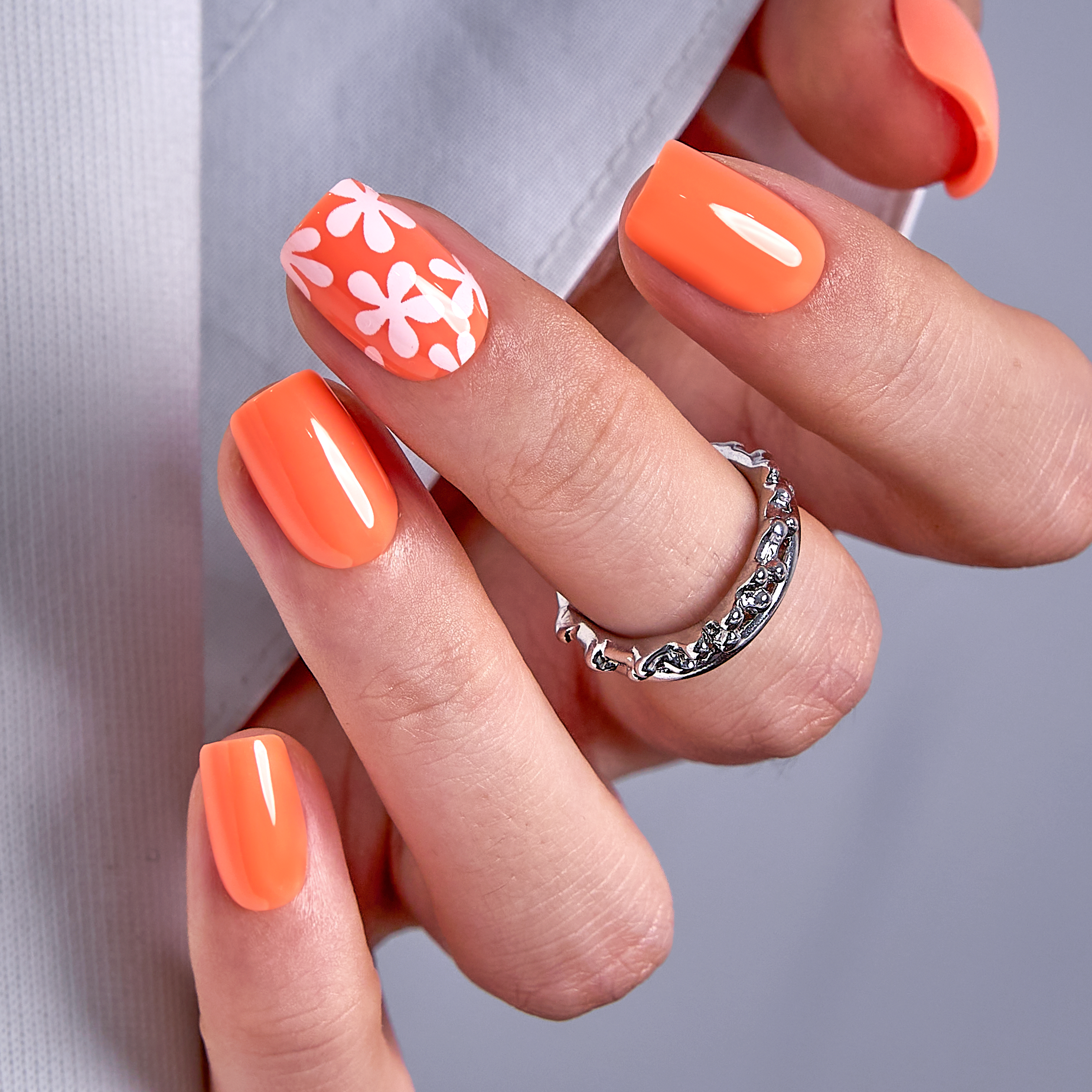 Citrus Daisy – S Squoval