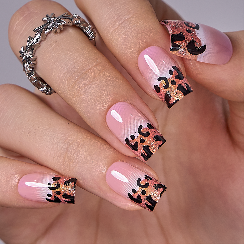 Elegant Leopard – M Square