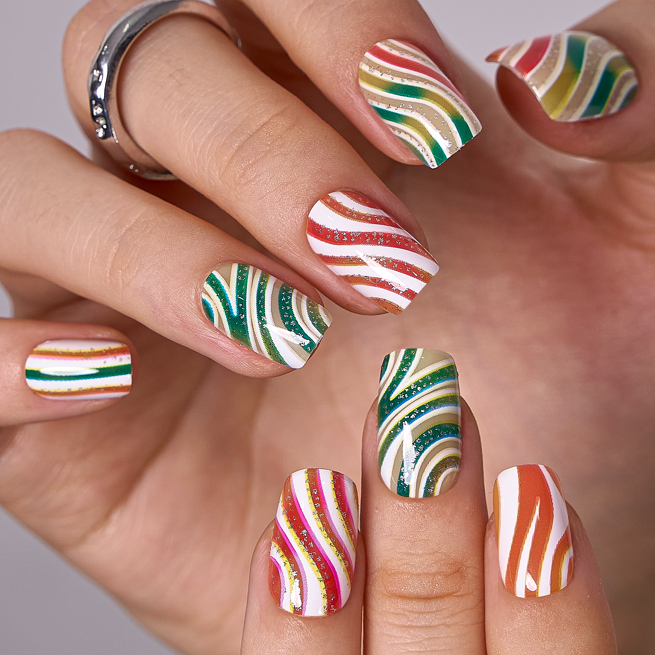 Candy Swirl – M Squoval