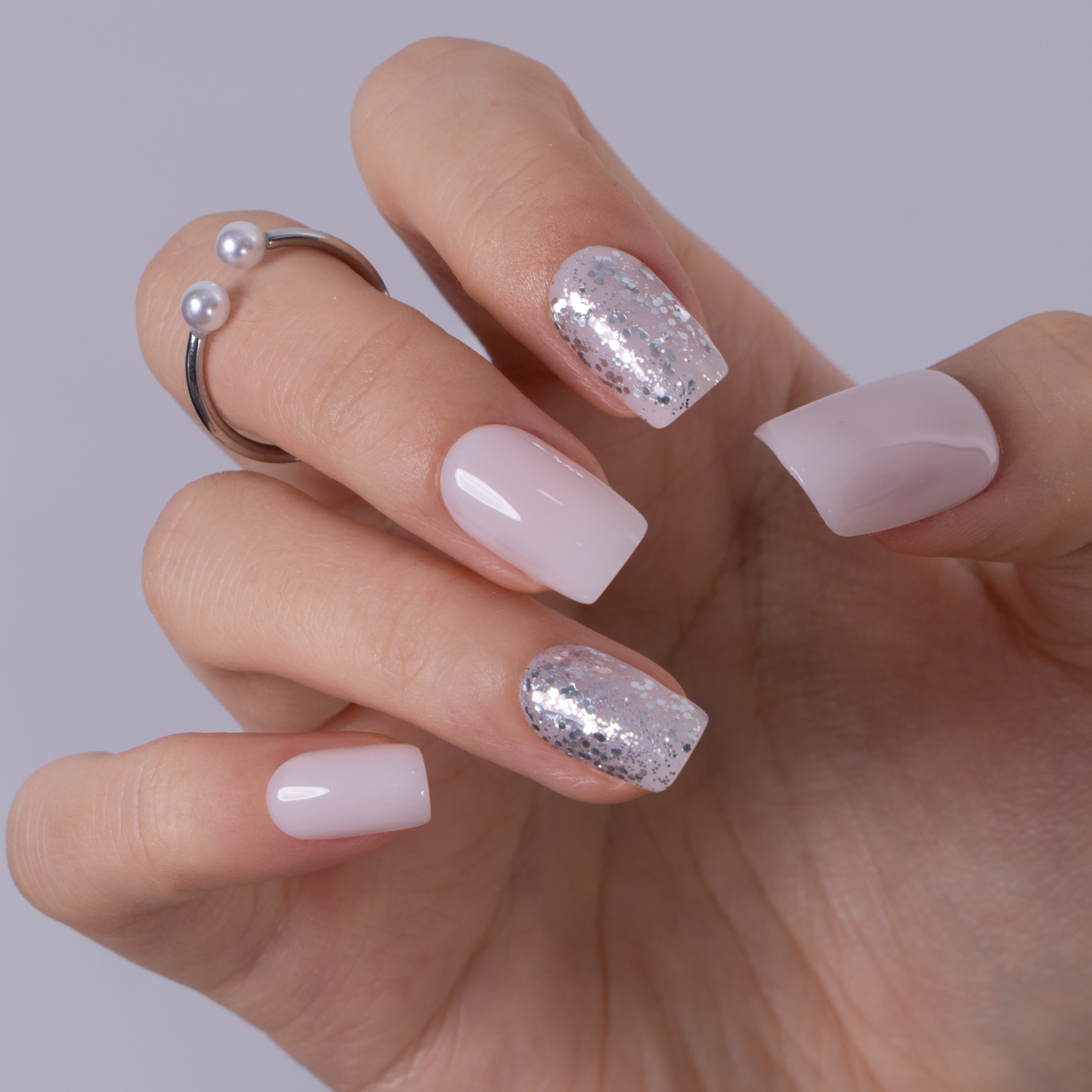 Crystal Glow – M Squoval