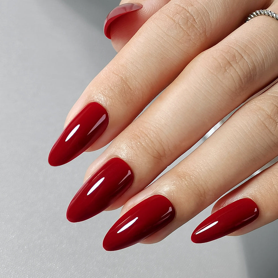 Scarlet Dream – L Almond