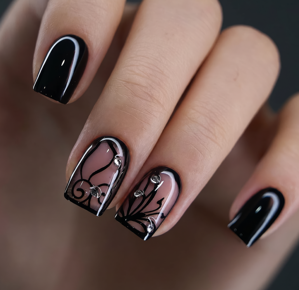 Chic Noir Wings – S Squoval
