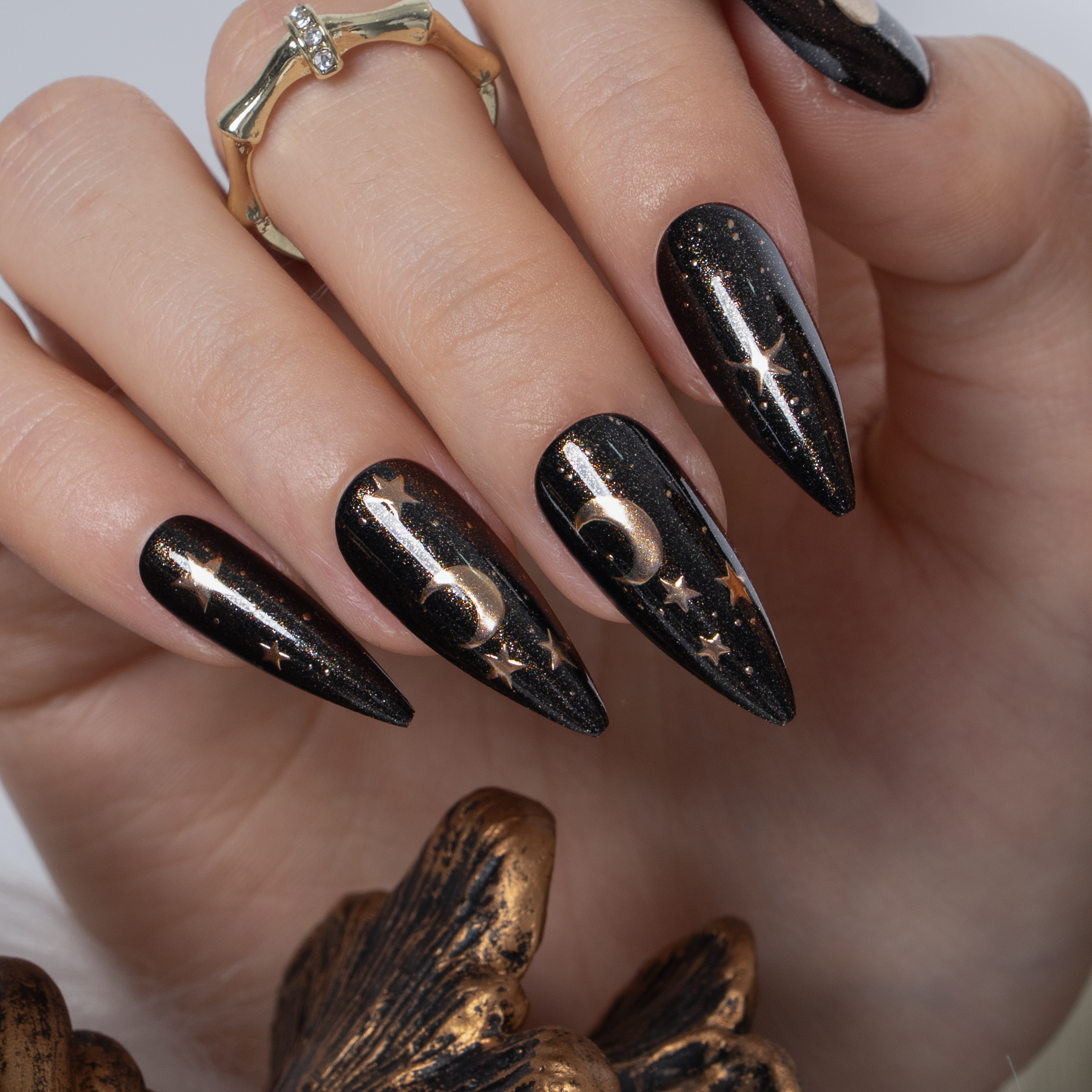 Designer's Pick | Lunar Charm – L Stiletto