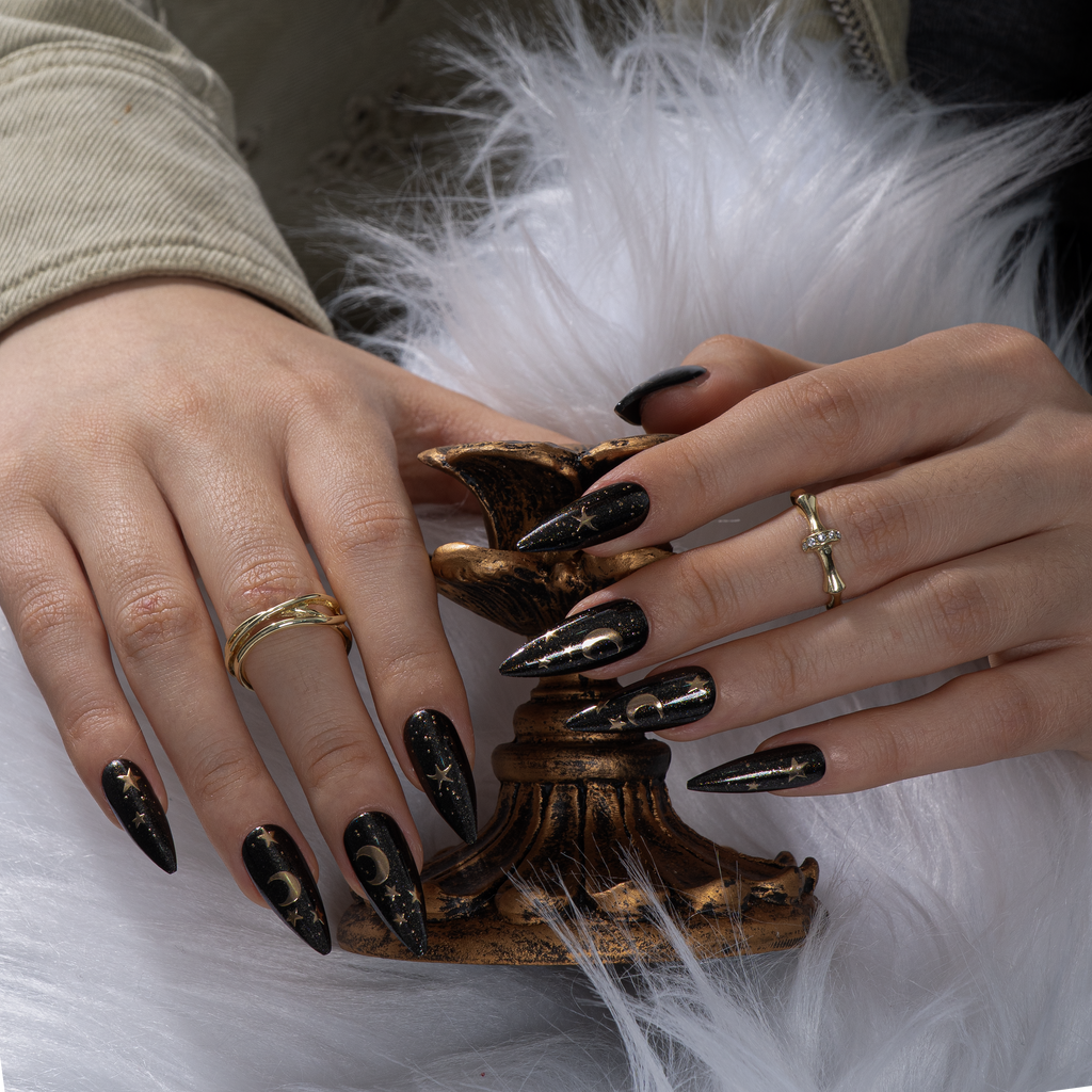 Designer's Pick | Lunar Charm – L Stiletto