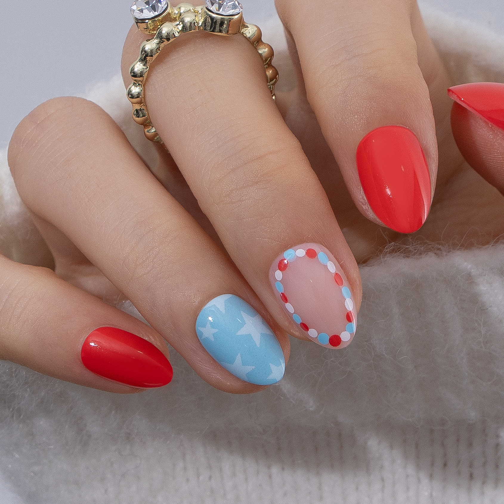 Star Parade – RS Almond