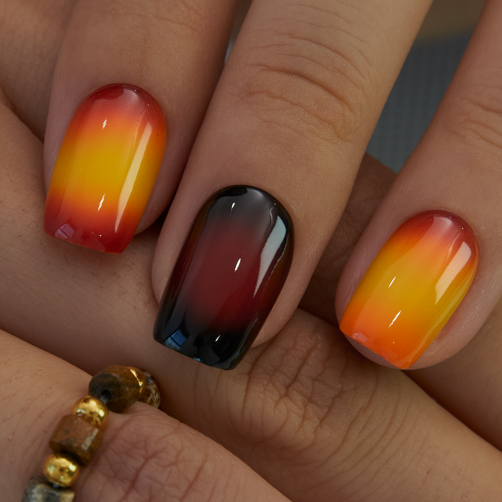 Sunset Flame – M Squoval
