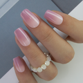 Elegant Fade – M Squoval