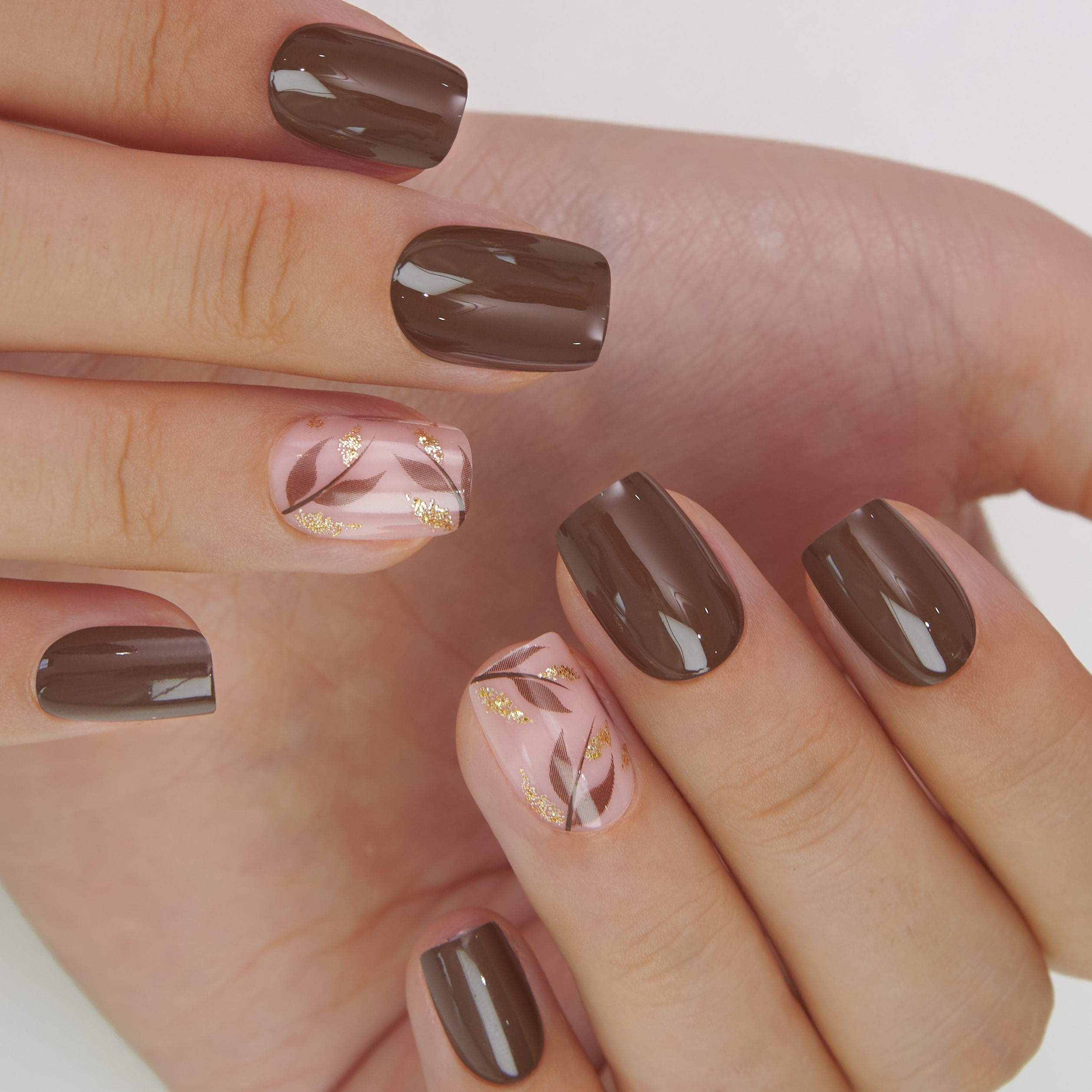 Mocha Luxe – S Squoval