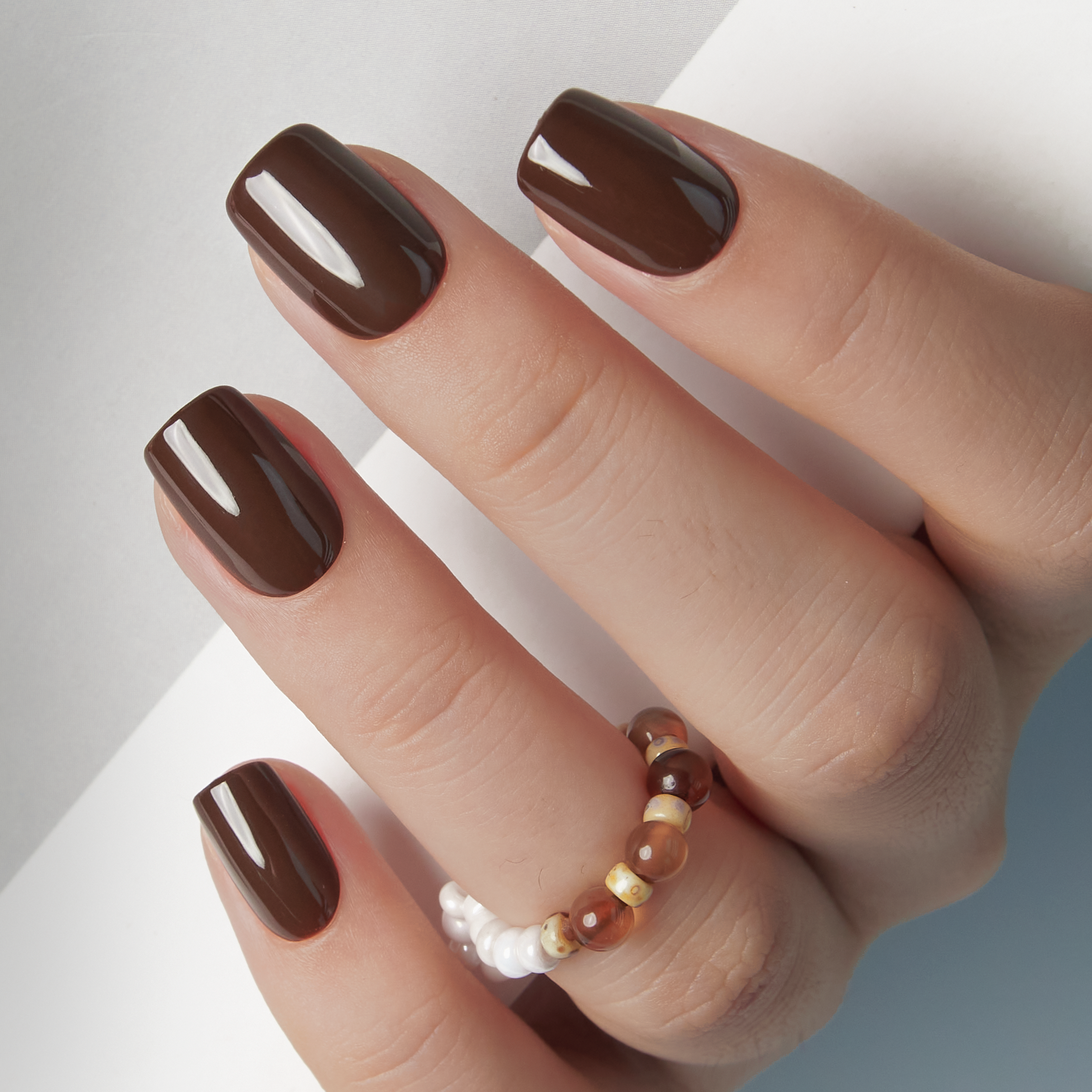 Mocha Essence – S Squoval
