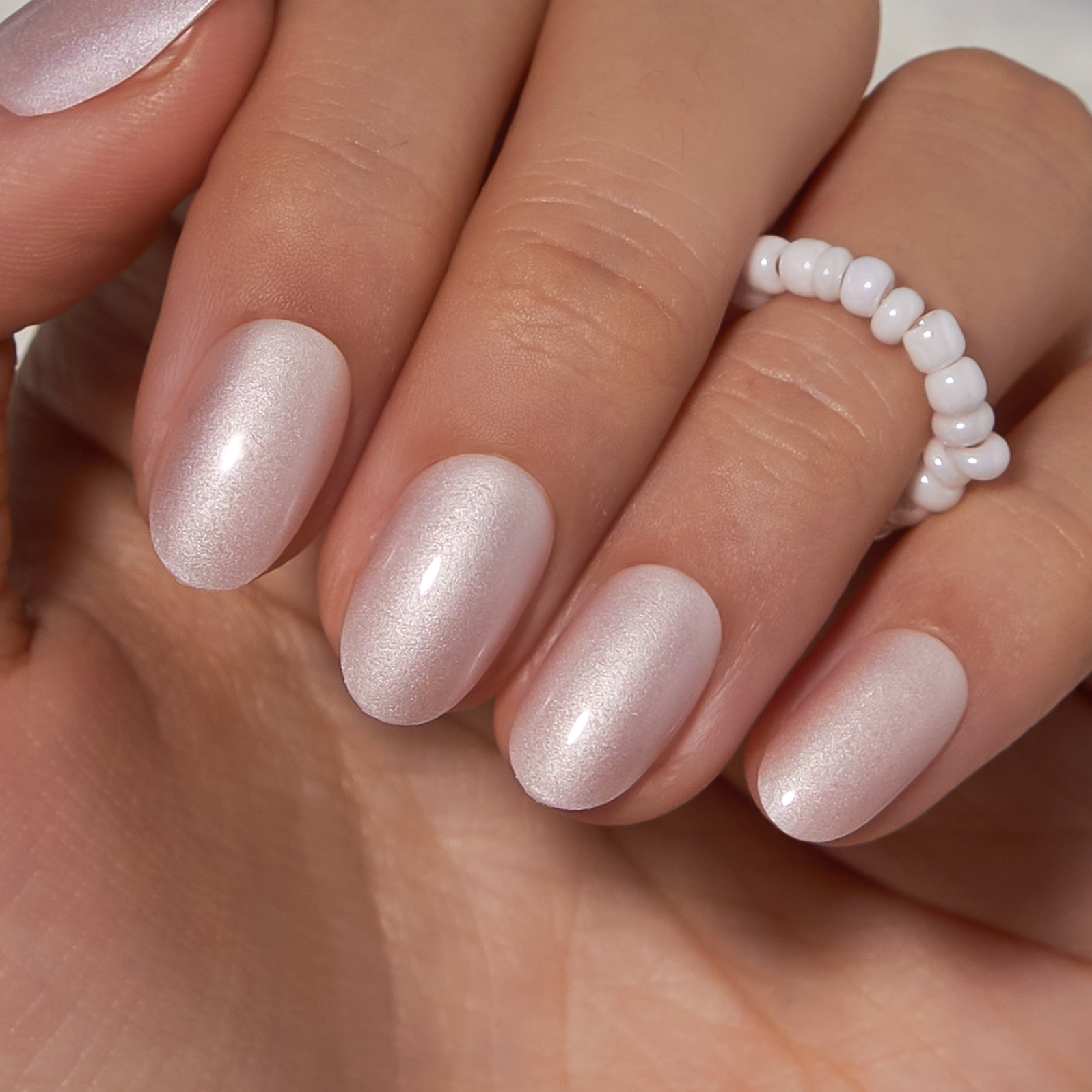 Delicate Glow – S Oval