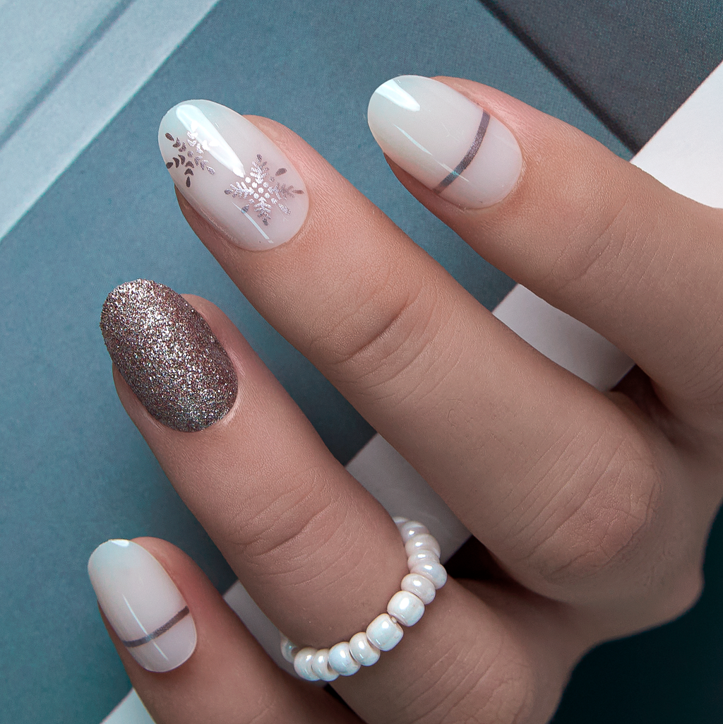Snowflake Luxe – S Oval