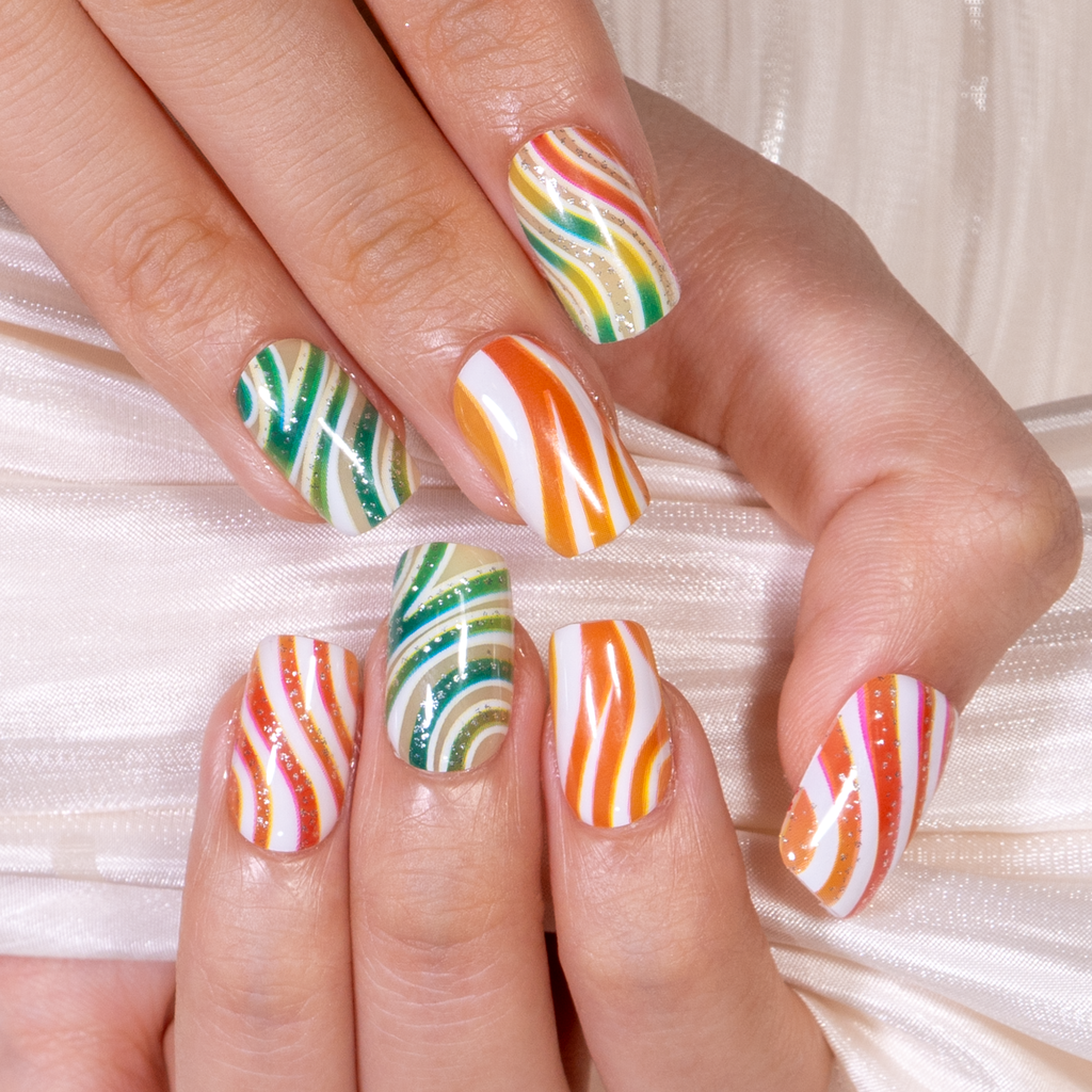 Candy Swirl – M Squoval