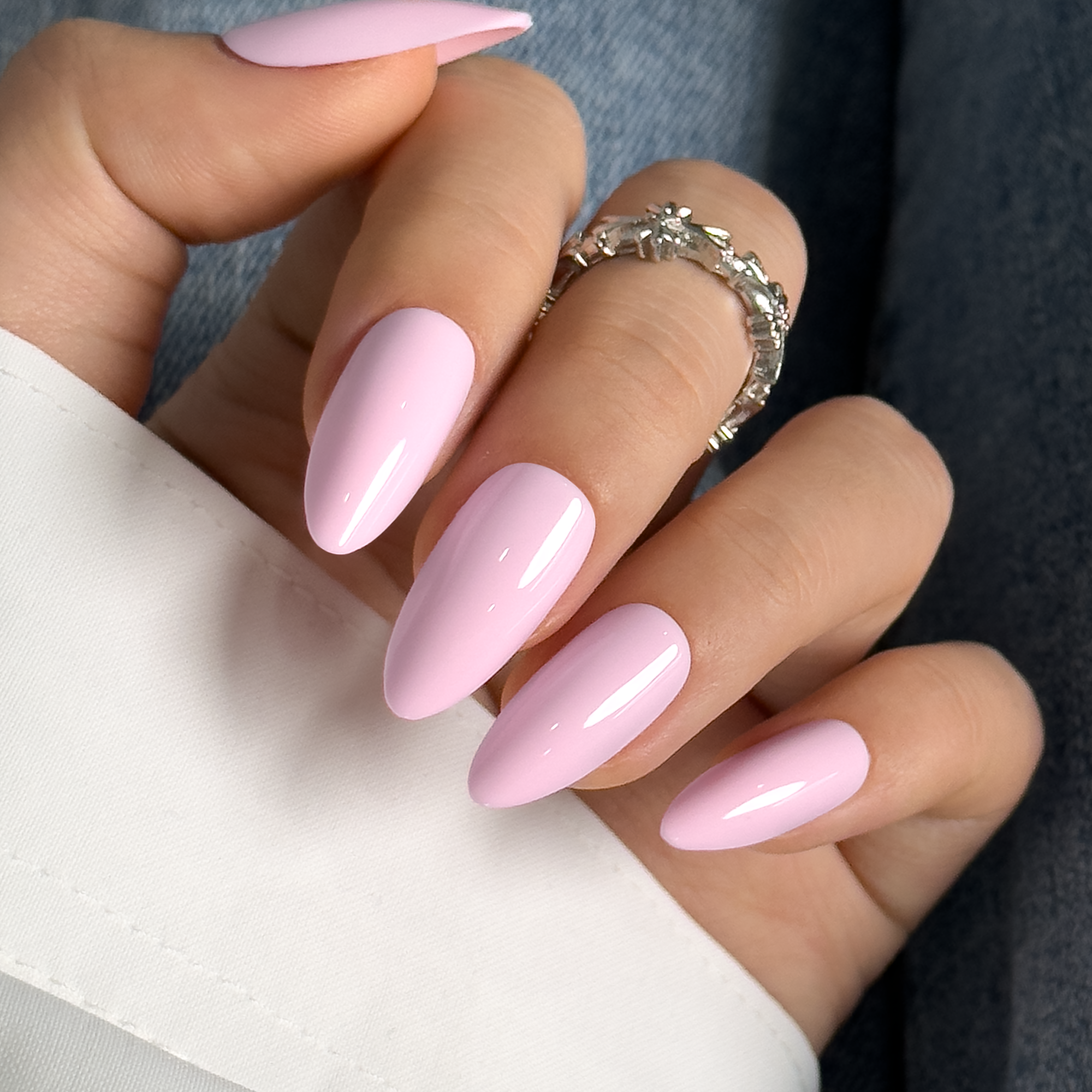 Pink Aura – L Stiletto