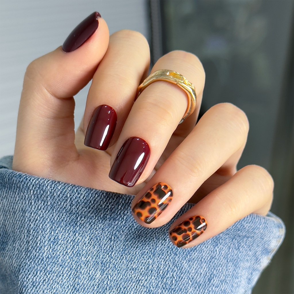 Fierce Chic – S Squoval