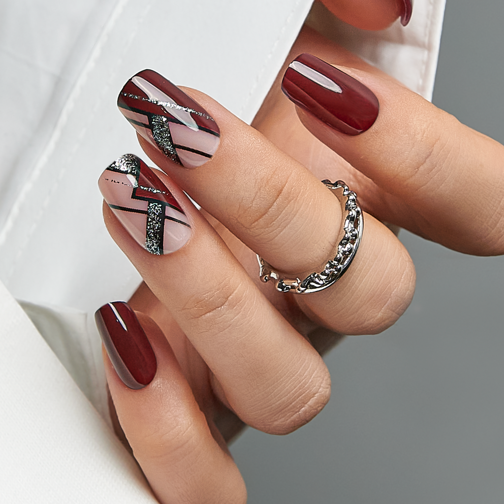 Elegant Lady Red – M Squoval
