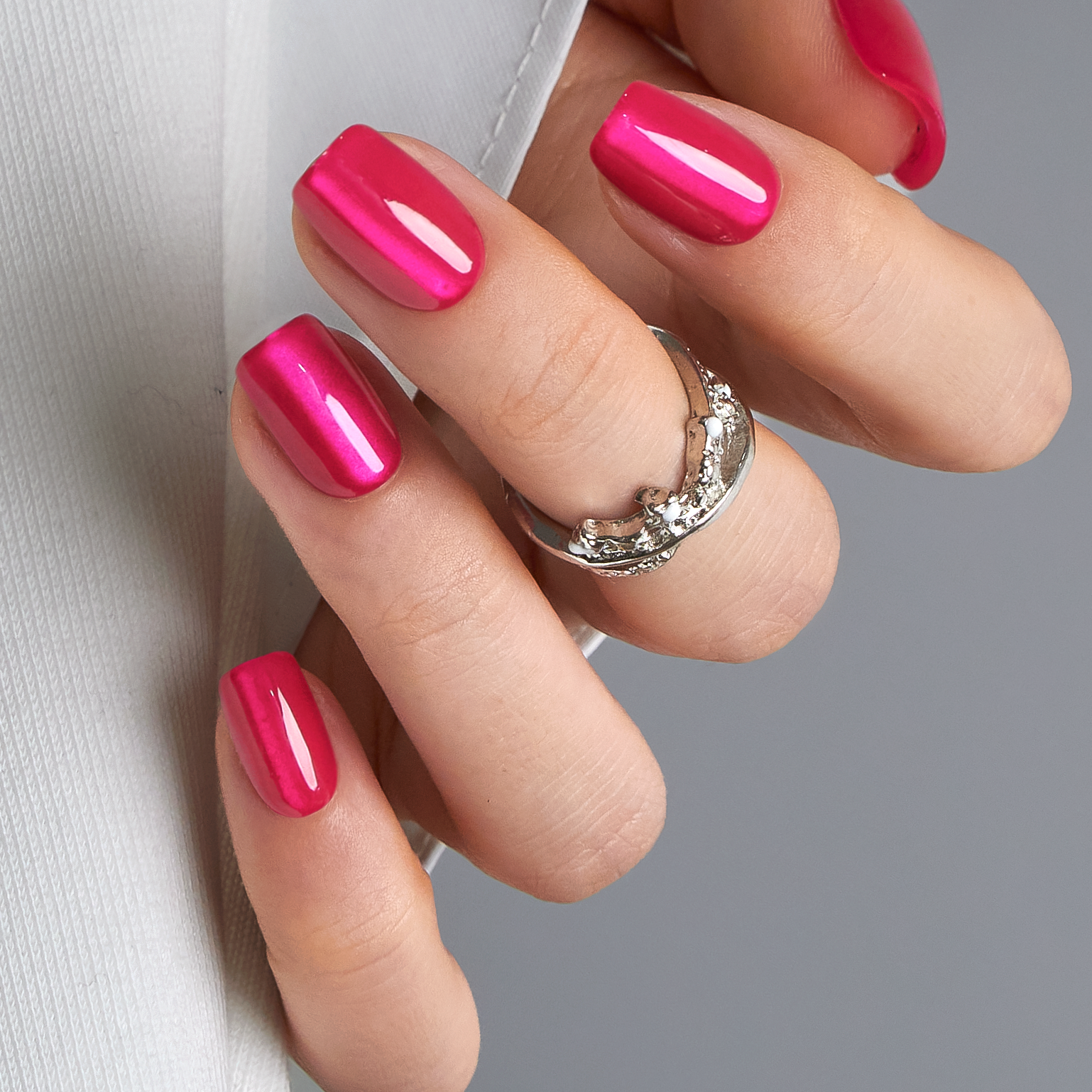 Hot Fuchsia – S Squoval