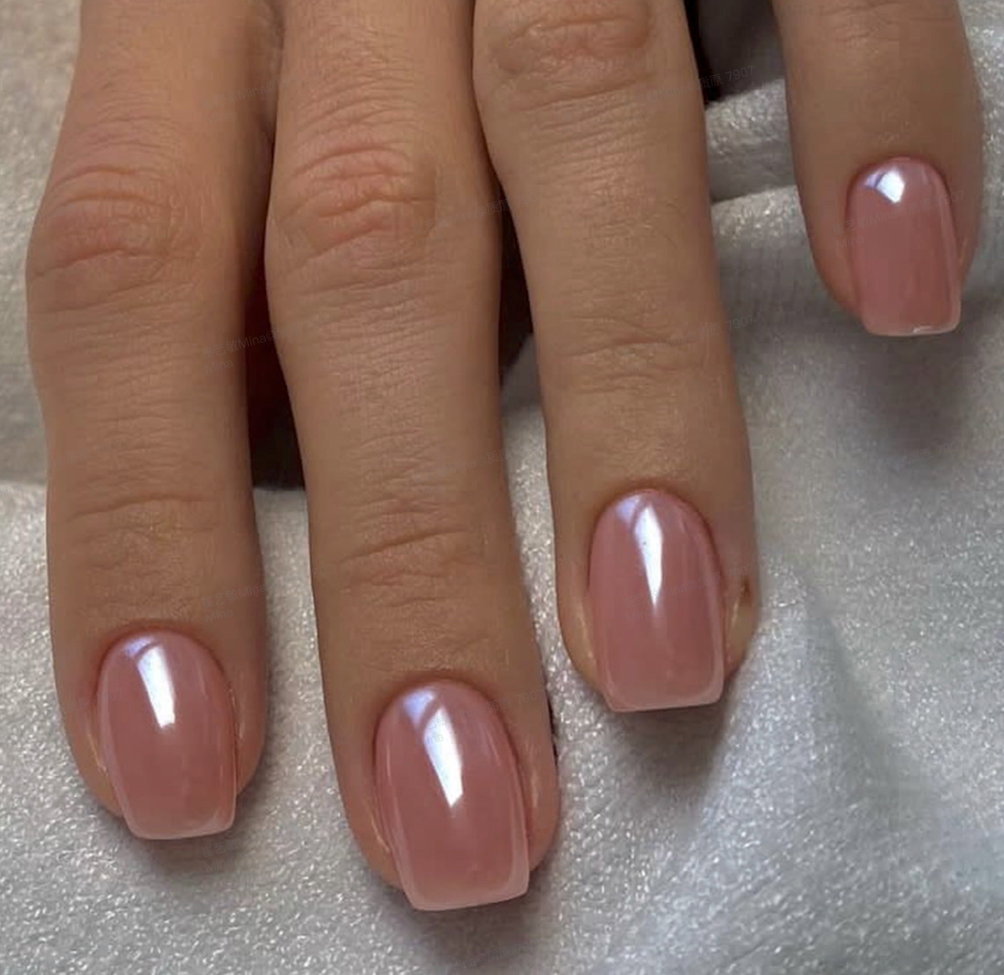 Blush Glossy – S Squoval