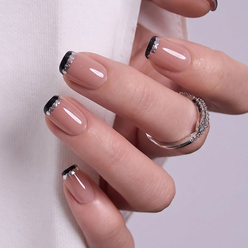 Noir Trim – S Squoval