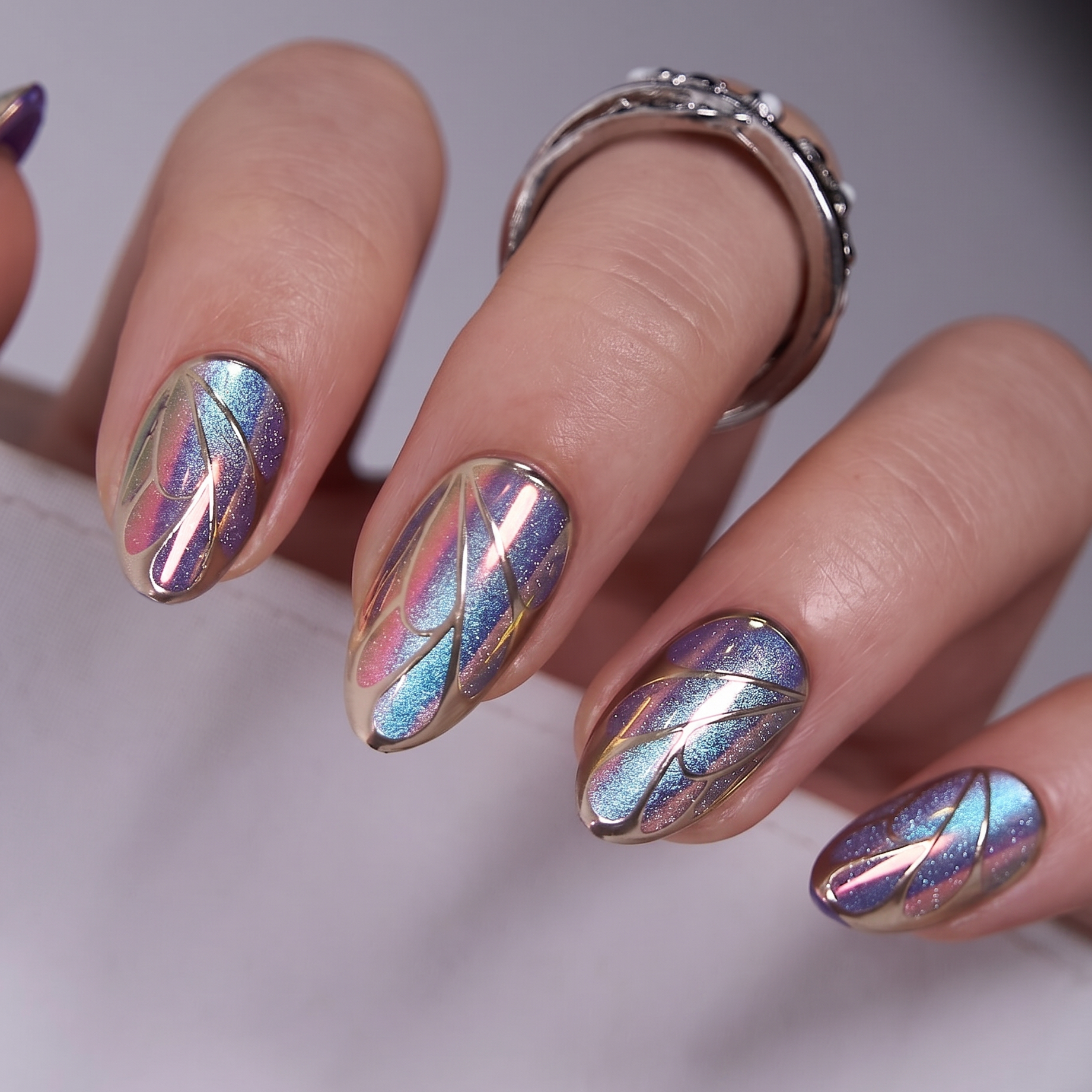 Designer's Pick | Aurora Wings – S Almond