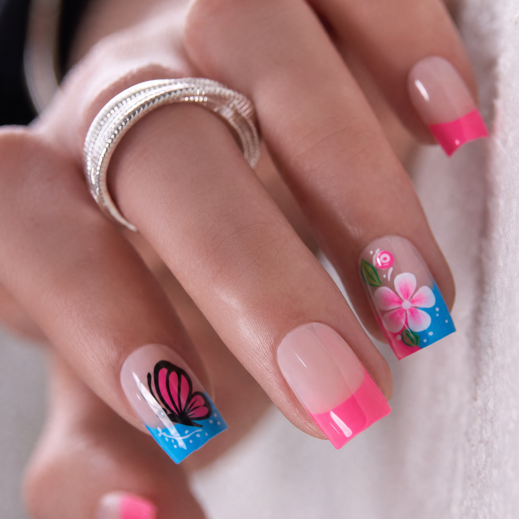 Butterfly Bloom – S Square
