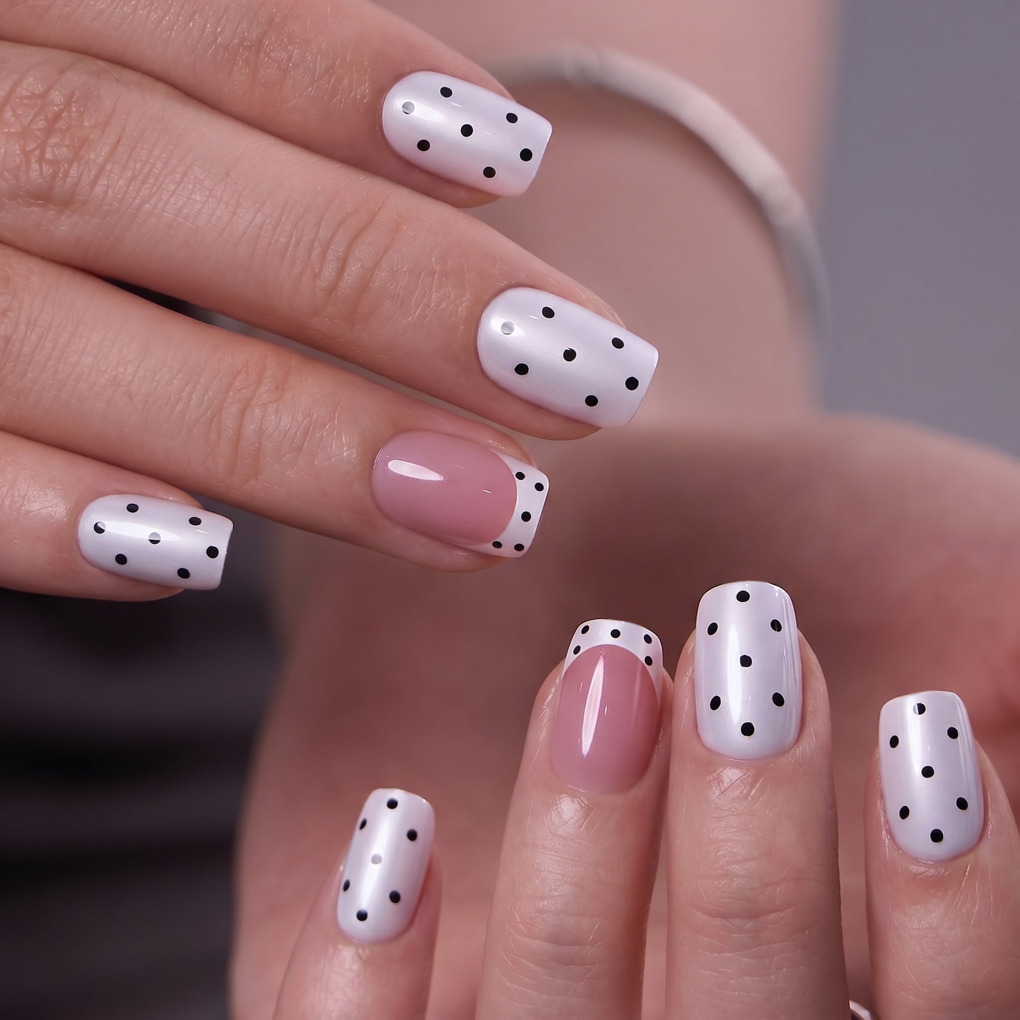 Dot Darling – S Squoval